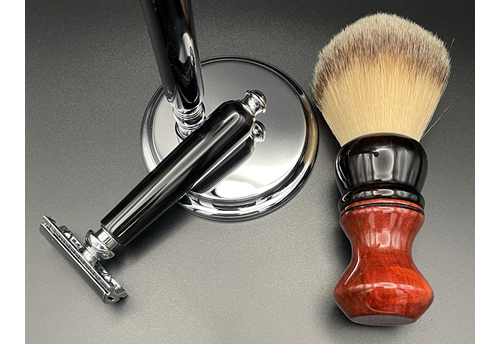 Shaving Kit in Ebony & Chakte Kok