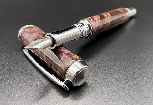 Fountain Pen in Purple-Dyed Maple Burl